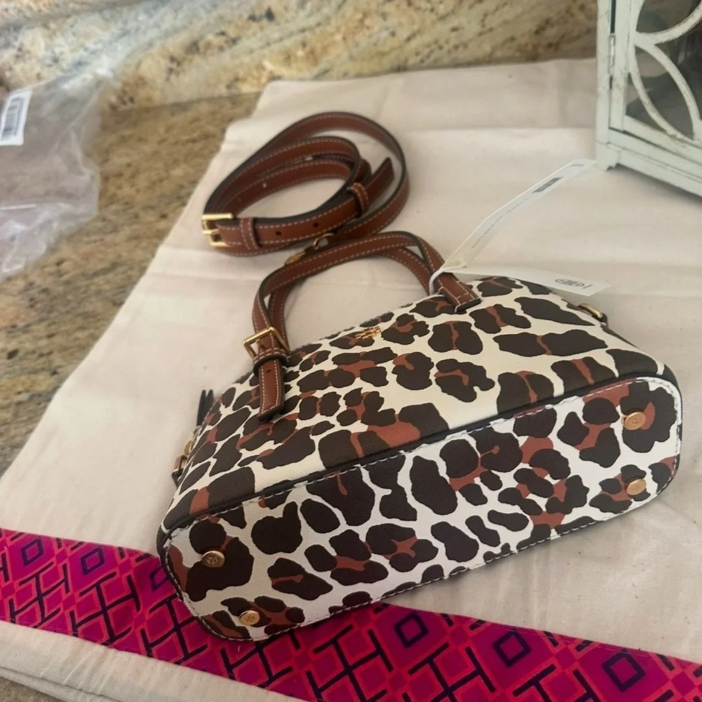 New Tory Burch EMERSON PRINTED DOME SATCHEL BEIGE REVA LEOPARD